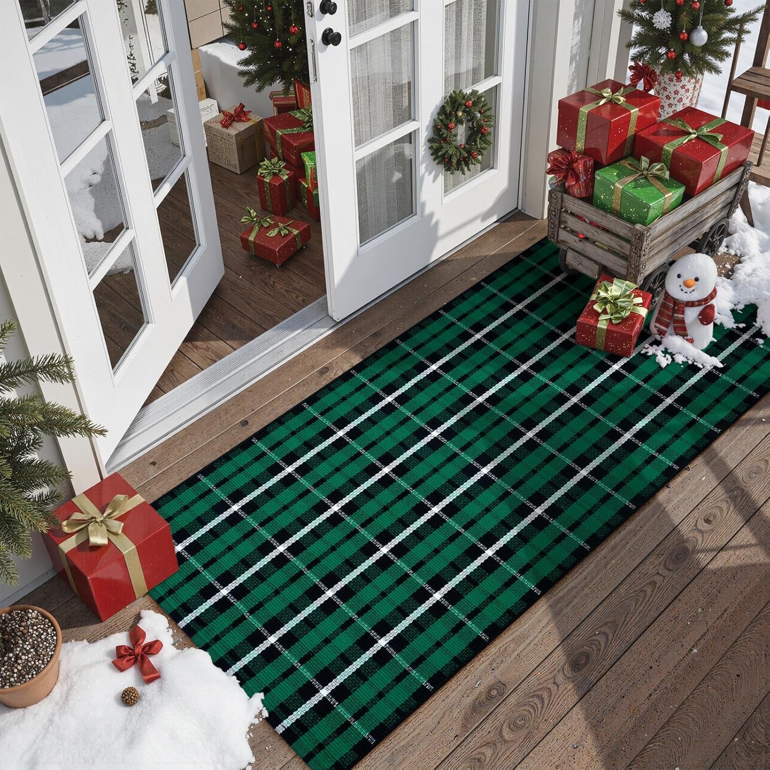 Christmas Outdoor Rug 2X4, Buffalo Plaid Green and Black Checkered Entryway Rug, Xmas Washable Front Porch Door Mat Woven Cotton Layered Doormat Rug for Bathroom Kitchen Patio Holiday Decor