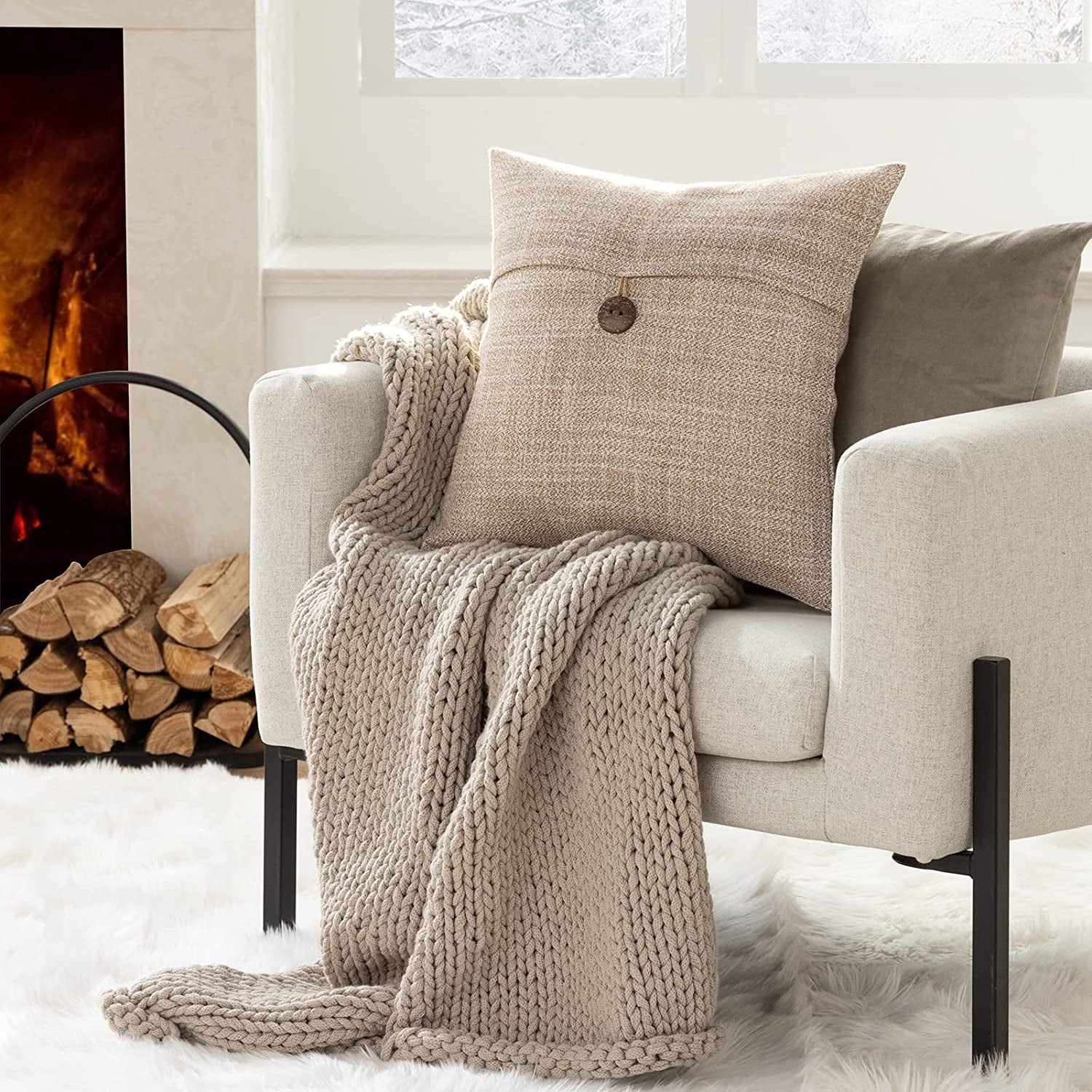 Pack of 2 Farmhouse Throw Pillow Covers Button Vintage Linen Decorative Pillow Cases for Couch Bed and Chair Beige, 18 X 18 Inches 45 X 45 Cm